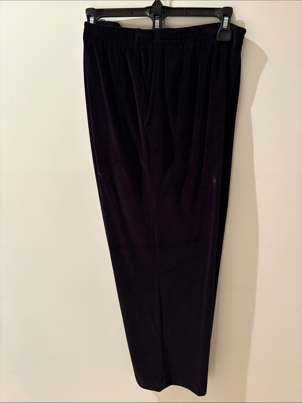 Alfred Dunner Black Elastic-Waist Women’s Velvet Trousers